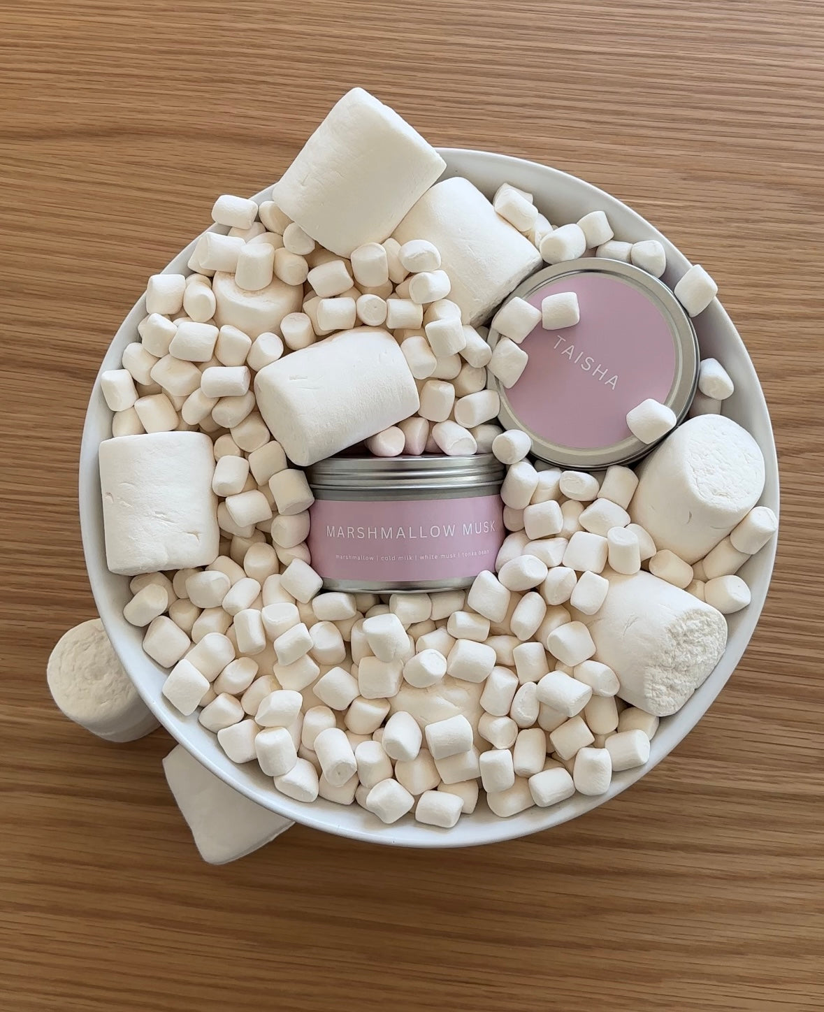 MARSHMALLOW MUSK - CANDLE TIN