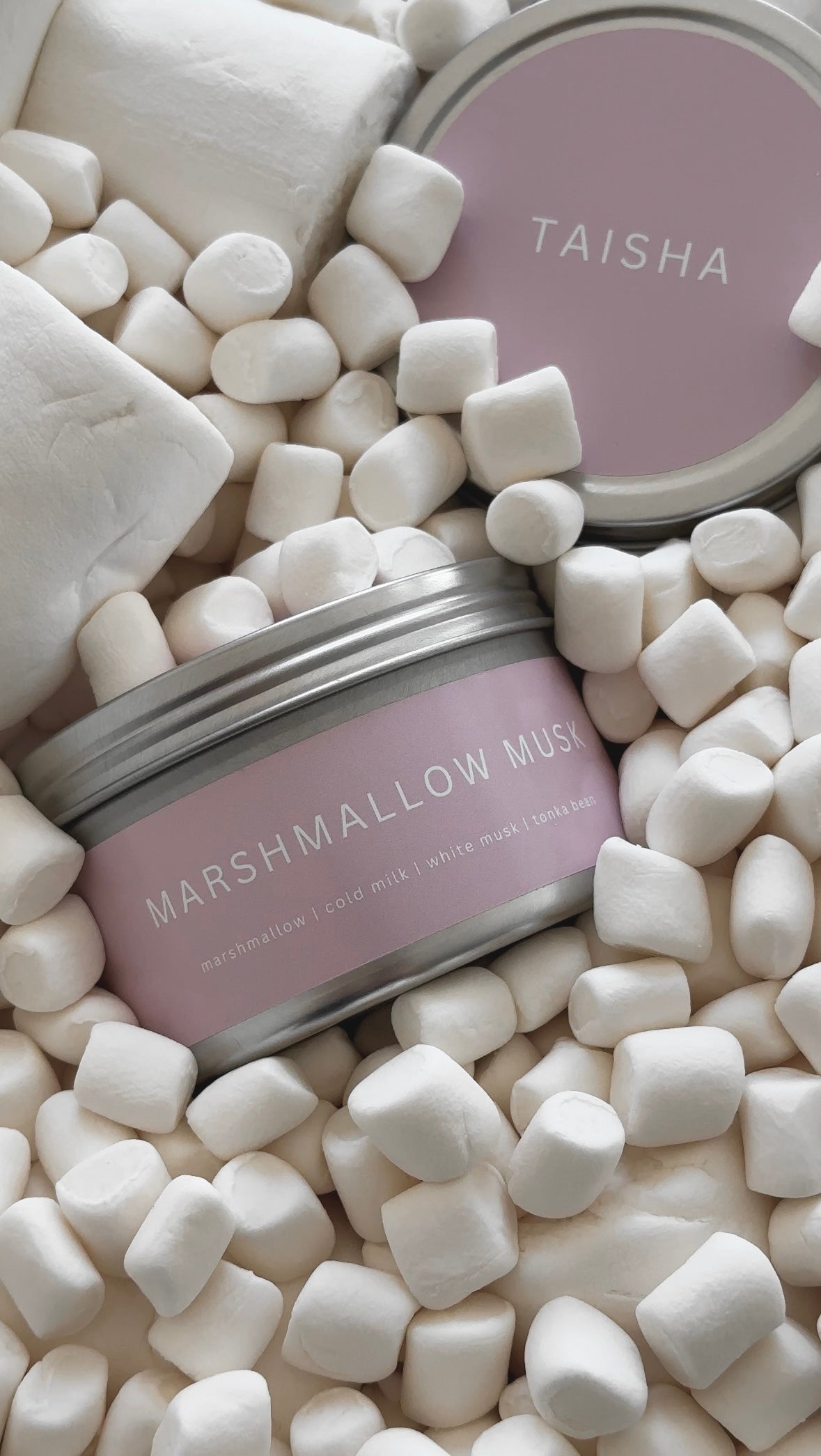 MARSHMALLOW MUSK - CANDLE TIN