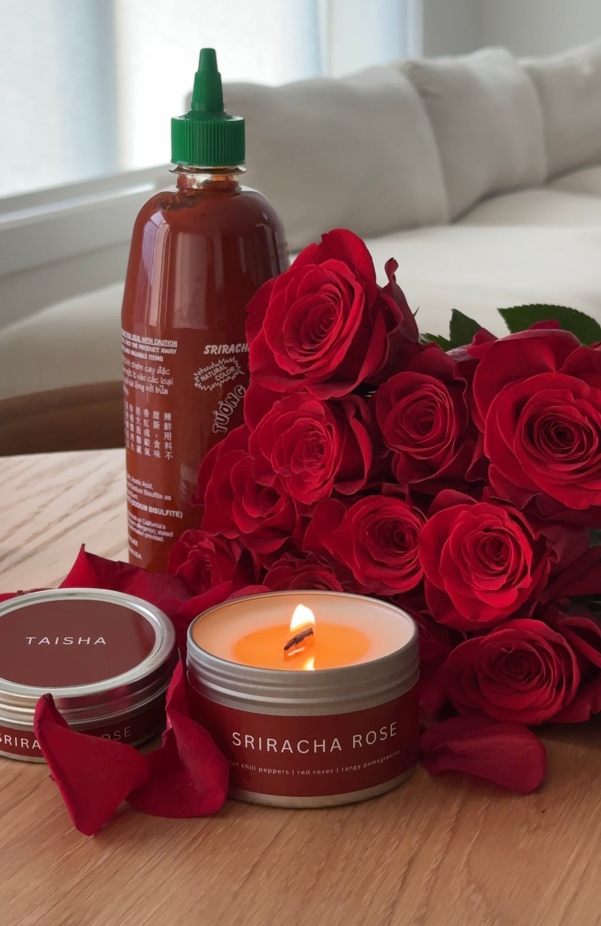 SRIRACHA ROSE - CANDLE TIN