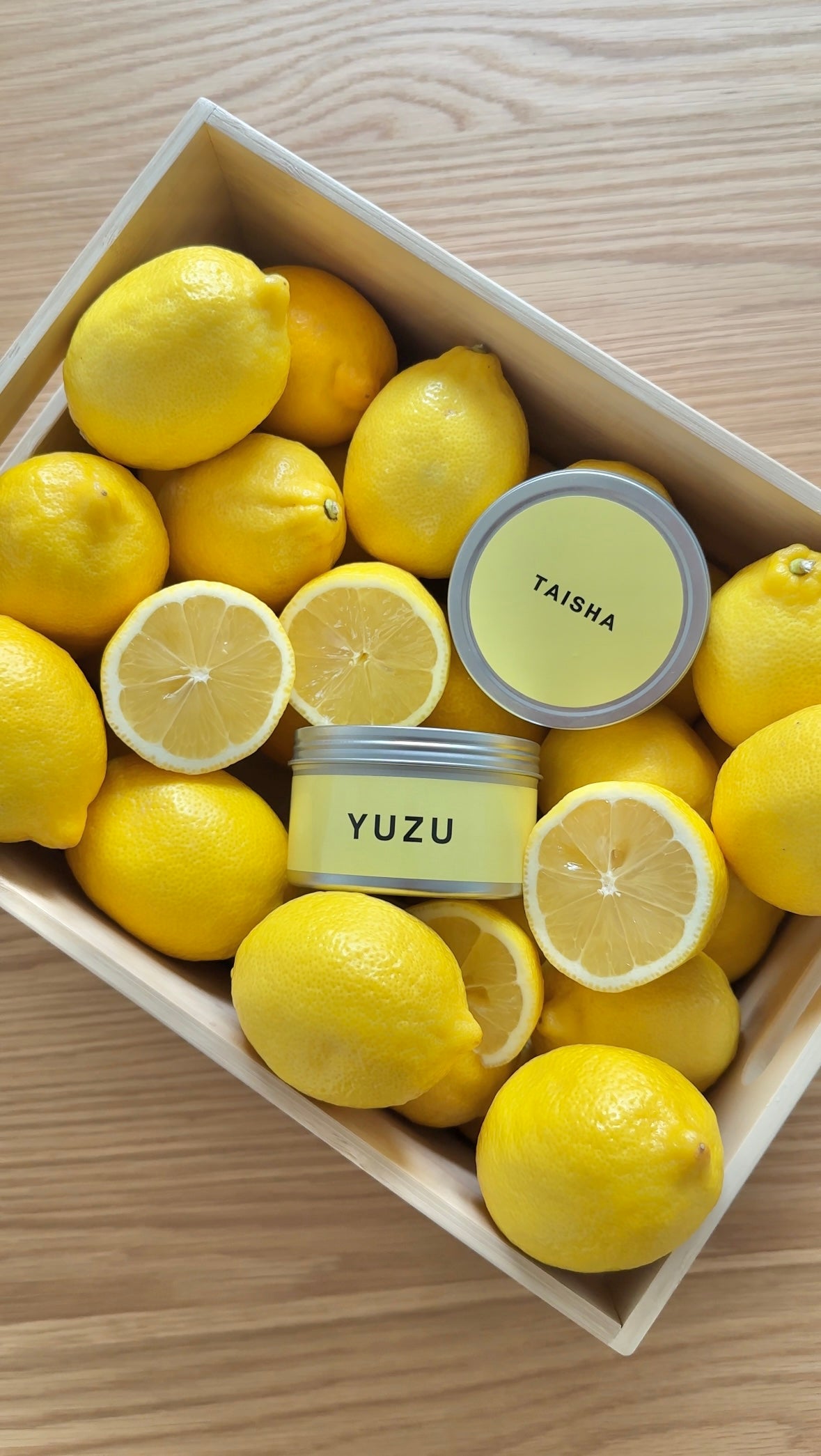 YUZU - CANDLE TIN